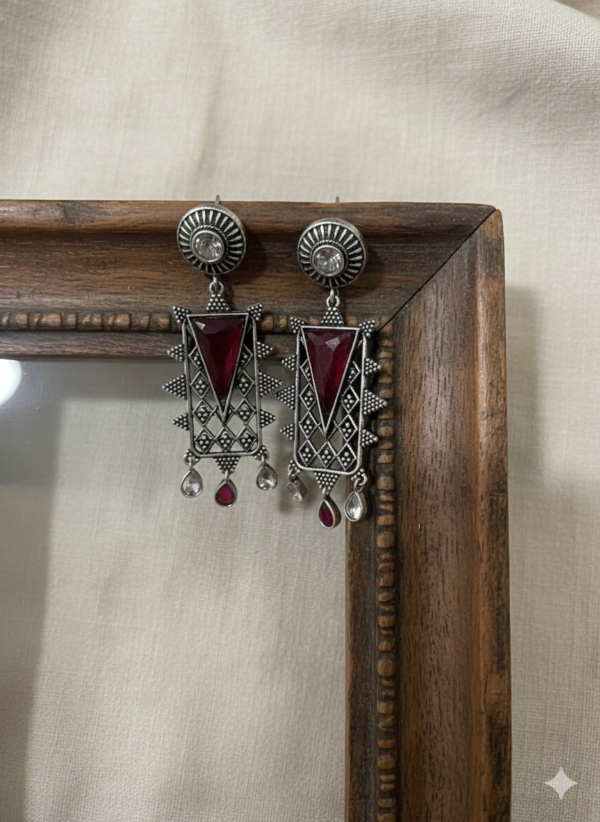 Aakriti Jharoka Drop Earrings in Oxidised Silver