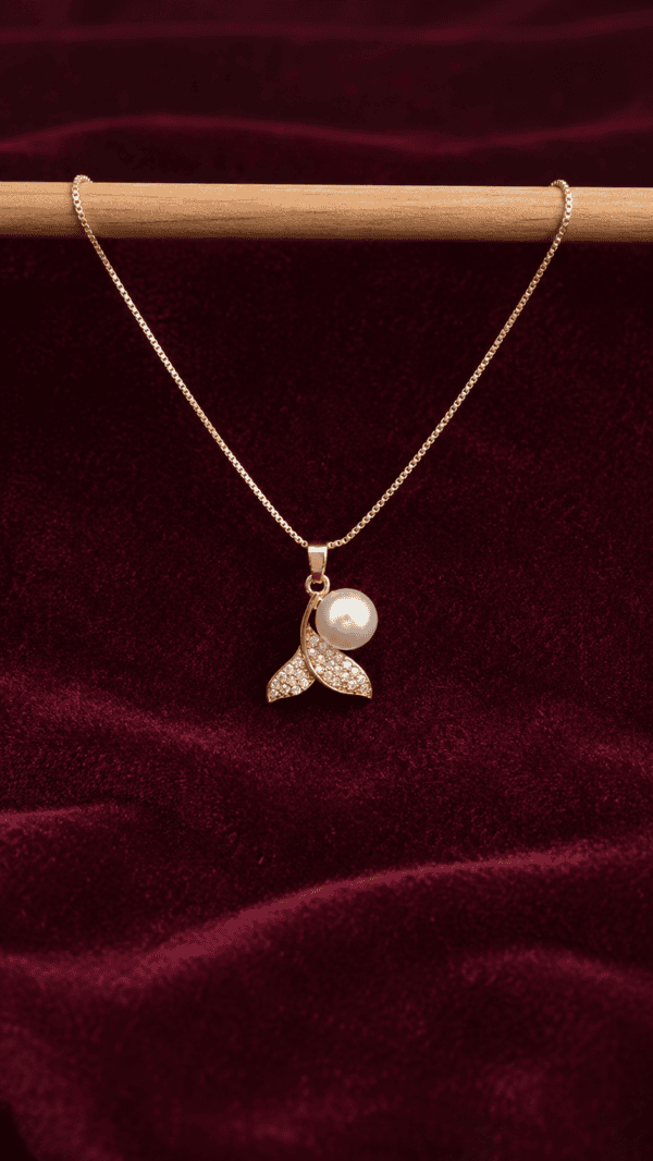 Pearl Leaf Crystal Pendant Necklace